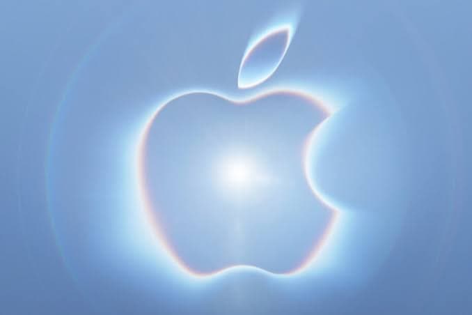 Apple Announces Foldable iPhone at “Surprise and Shine” Event? card icon