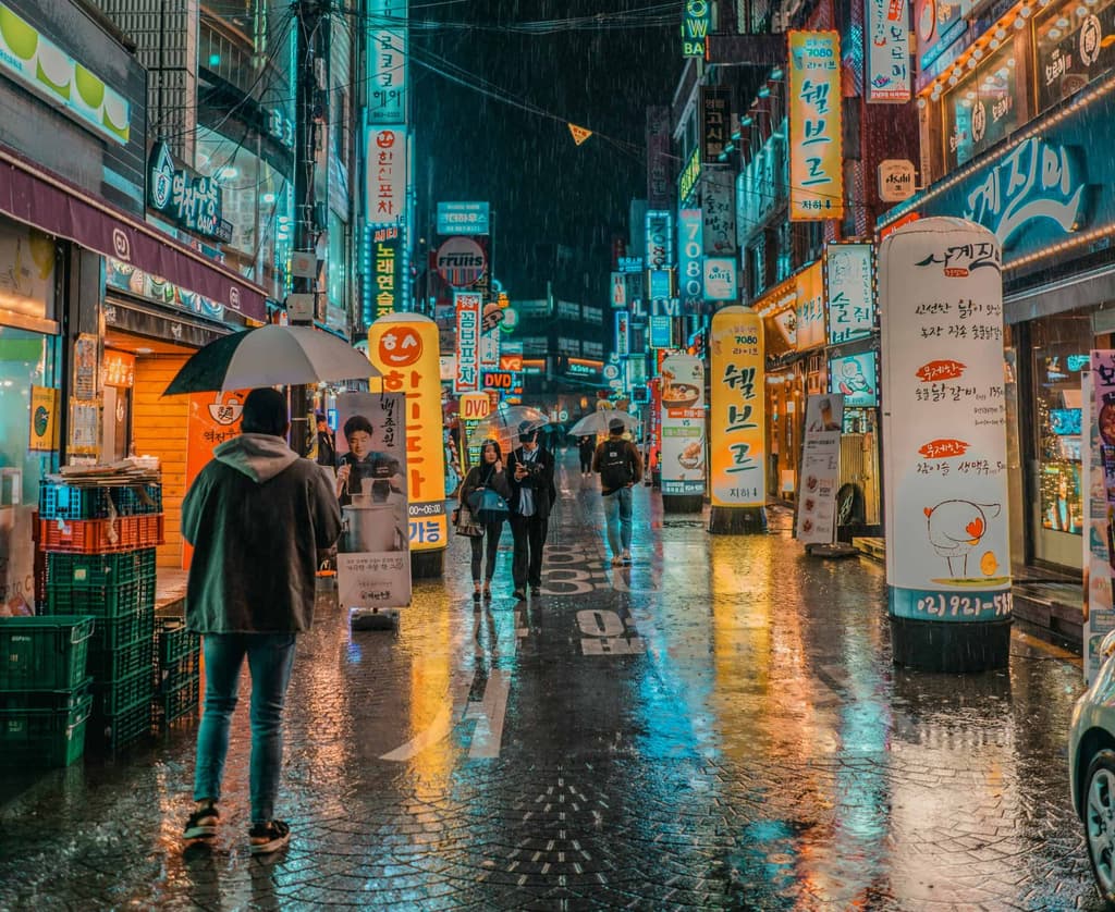 Precipitation in Seoul in September? card icon